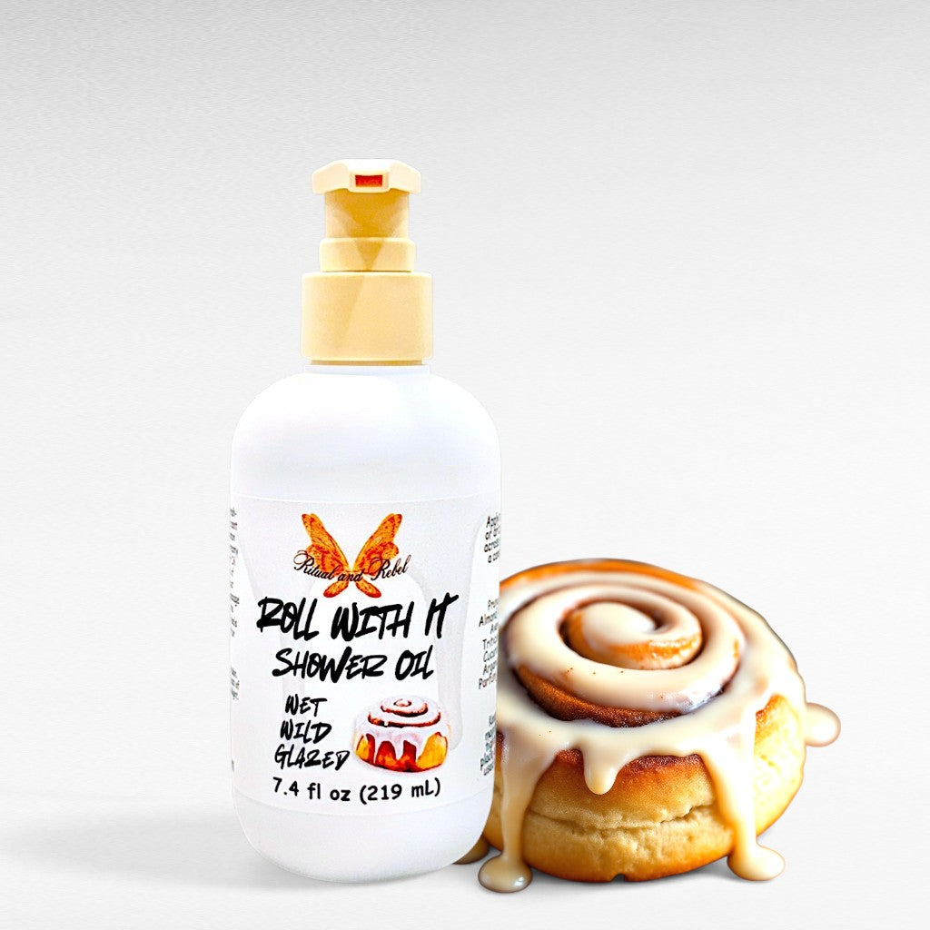 Roll With It Shower Oil - Cinnamon Roll